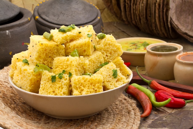 Photo gujrati food khaman dhokla