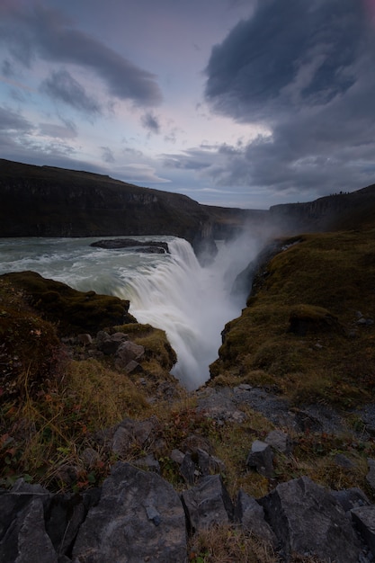 Gulfoss-waterval, de beroemdste en een van de sterkste waterval in ijsland.