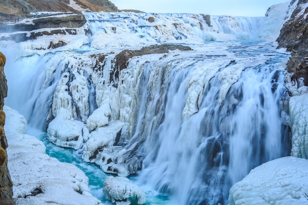 Gullfoss는 가장 인기 있는 아이슬란드 폭포 중 하나여야 합니다.