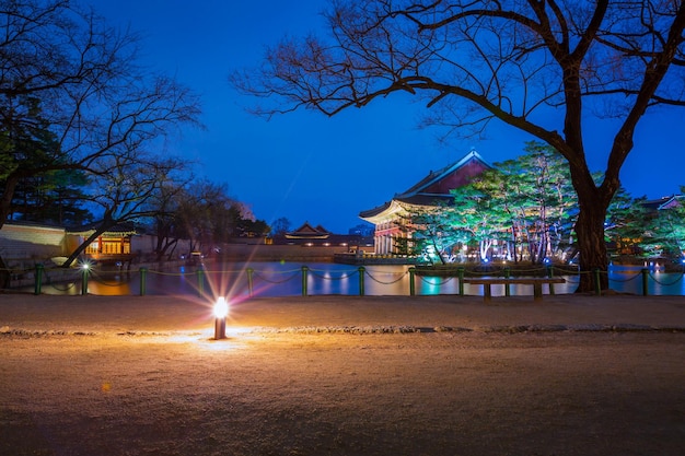 Gyeongbokgung Palace 's nachts is het prachtige Seoul, Zuid-Korea