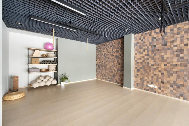 Gym voor fitnesslessen. Yoga kamer.