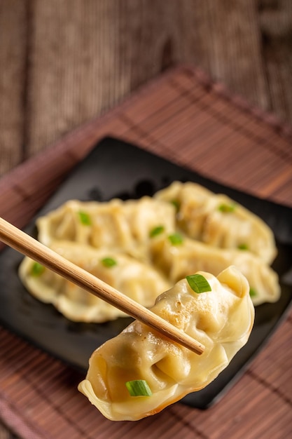 Foto gyoza o jiaozi cibo tradizionale cinese e giapponese