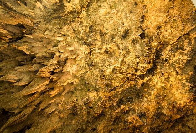 Foto grotta di gyukusendo a okinawa