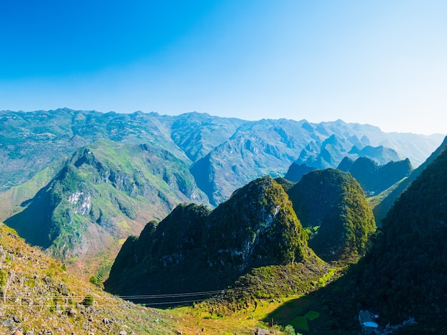 Ha giang karst geopark berglandschap in noord-vietnam