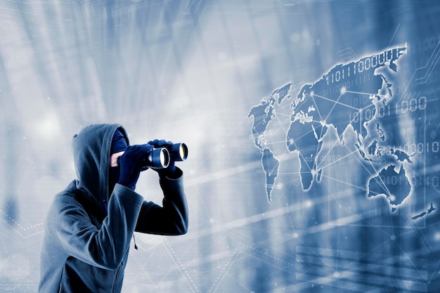 Hacker die verrekijker gebruikt op zoek naar nieuwe slachtoffers op de wereldkaart