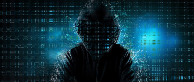 Хакер в капюшоне на синем фоне