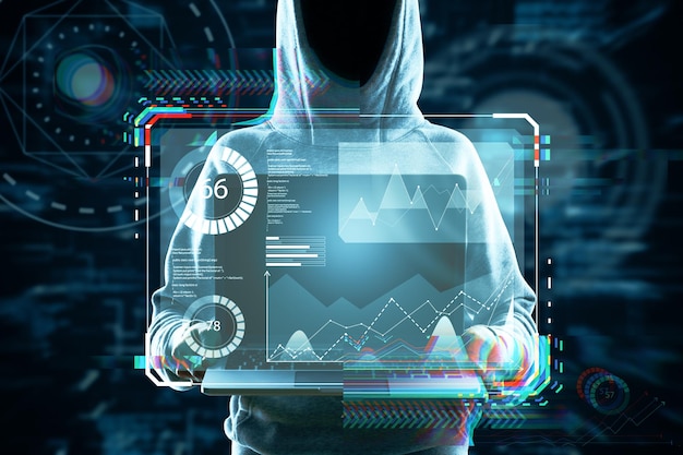 Hacker met laptop met abstracte gloeiende business hologram interface op donkere achtergrond Security hacking autorisatie en biometrie concept Dubbele blootstelling