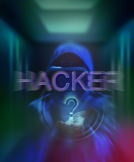 Foto hacker con background digitale e tecnologico