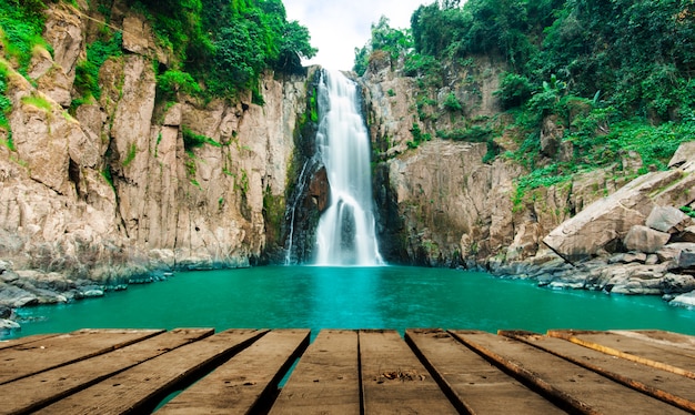 Haew narok (afgrond van de hel) waterval, kao yai nationaal park, thailand