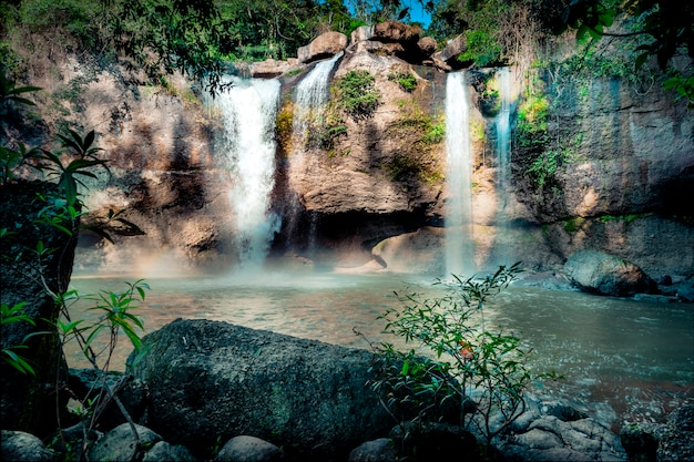 Foto haew suwat waterfall khao yai national park