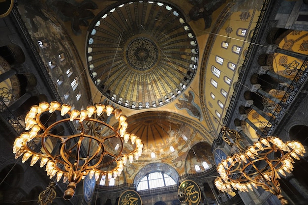 トルコ、イスタンブール市のアヤソフィアモスク