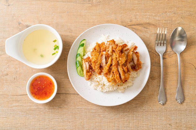 Hainanese chicken rice with fried chicken