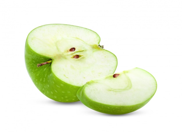 Mezza mela verde su sfondo bianco