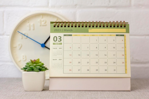 Hallo lenteKalender voor maart 2023Desktopkalender voor planning