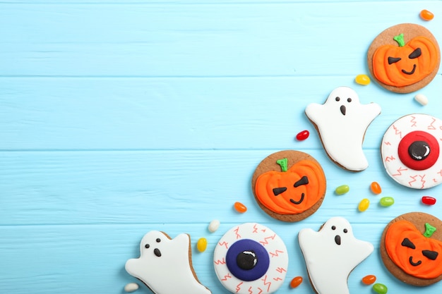 Хэллоуин фон с пряниками и другими сладостями с местом для текста