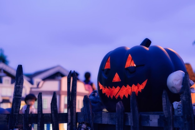 Halloween-decoratie met pompoen en schedel