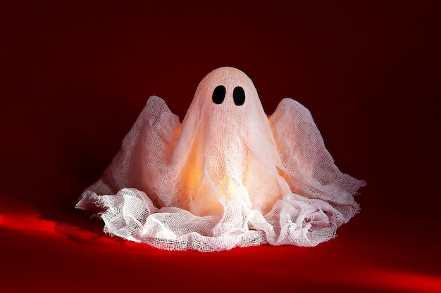 Foto fantasma di halloween di amido e garza