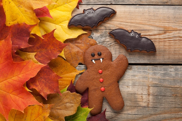 Halloween gingerbread at the autumn foliage.