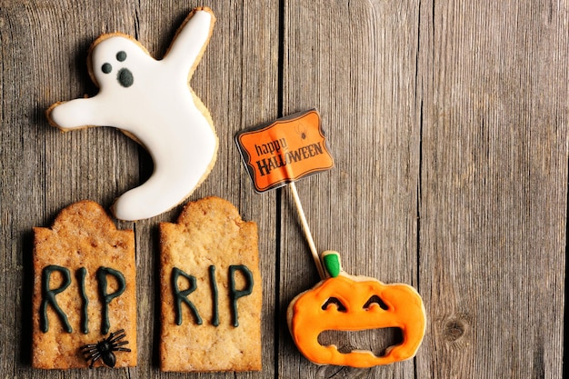 Foto biscotti di pan di zenzero fatti in casa di halloween