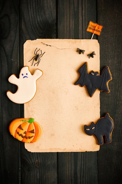 Foto invito di halloween su sfondo di legno