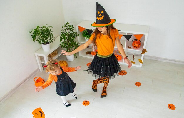 Photo halloween kids home holiday joy selective focus children