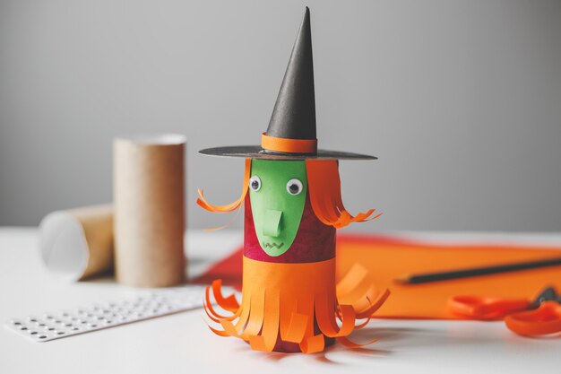 Halloween monsters from toilet paper rolls Childrens crafts for Halloween