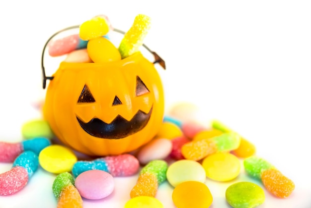 Halloween-pompoen, trick or treat met zoet snoep