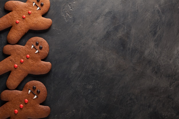 Halloween pumpkin and bats cookies.