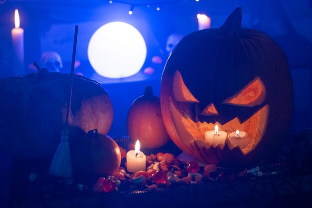 Foto halloween set met een pompoenkop