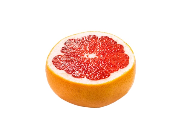 Halve grapefruit geïsoleerd op witte achtergrond