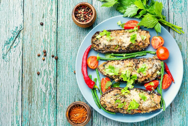 Halved baked eggplant.