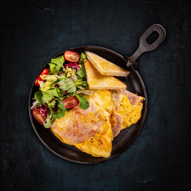 Premium Photo | Ham and egg omelette