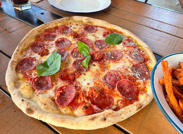 Photo ham pizza