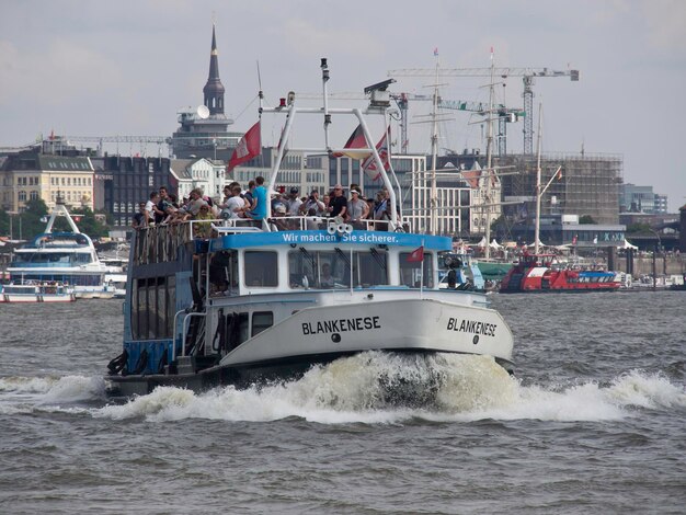 Photo hamburg harbor