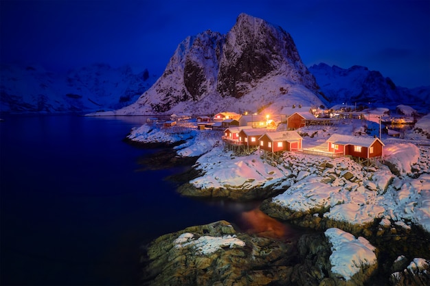 Hamnoy vissersdorp op de Lofoten eilanden, Noorwegen