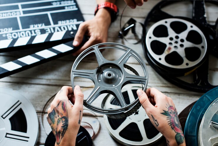 Photo hand hold a film strip