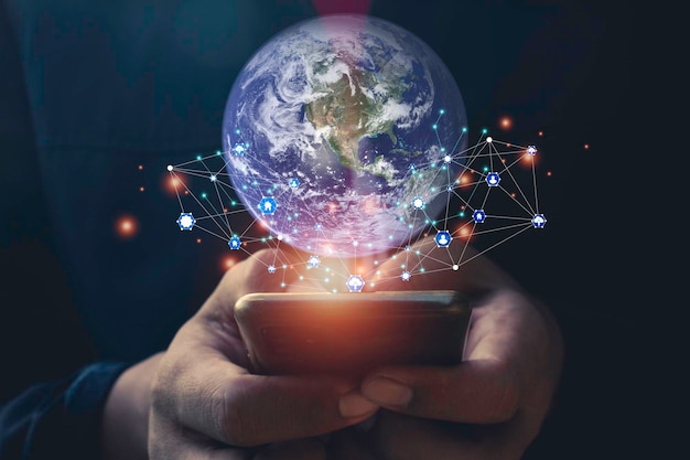 Hand met cirkel netwerk communicatietechnologie voor globalData in de wereldwijde computer social