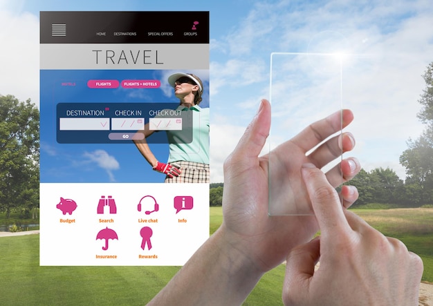사진 손으로 만지는 유리 태블릿 및 골프와 휴가 여행 휴식 앱 인터페이스