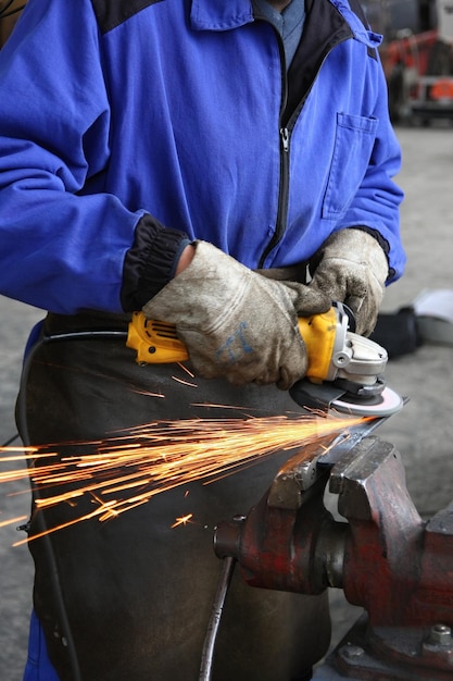 Handarbeider in de zware industrie