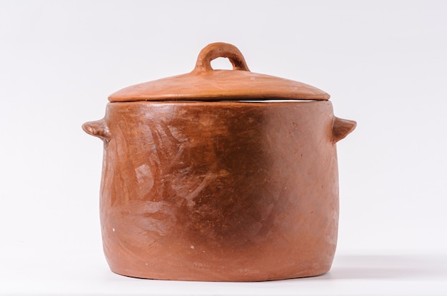 Photo handmade clay pot typical of the state of paraiba, northeast region of brazil.