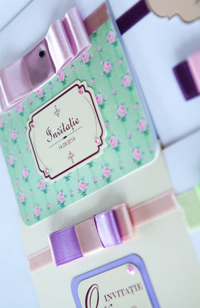 handmade wedding invitations made of paper
