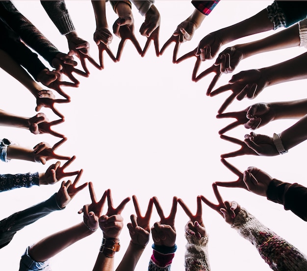 hands forming a circle of peace