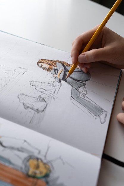 Handschetsboek met kleurrijke illustraties