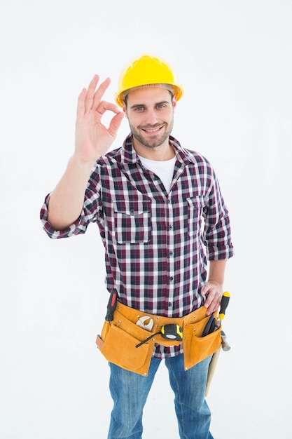 Handyman die ok gesturing