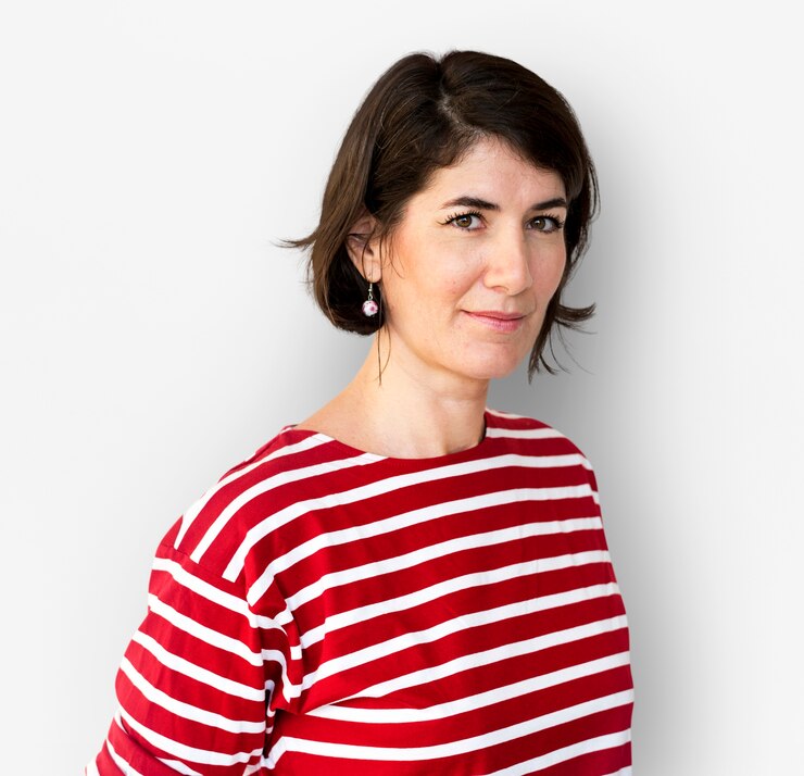 Photo happiness woman smiling casual studio portrait