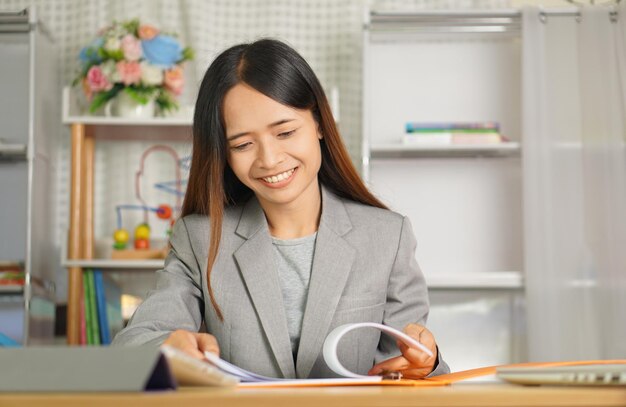 happy business woman working Because the work has reached its goal