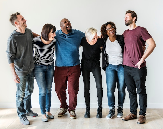 Photo happy diverse friends