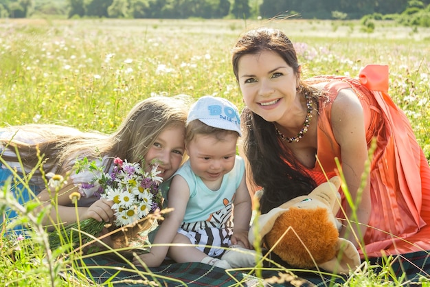 Premium Photo | Happy family lifestyle. happy kids sunny day.