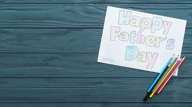 Happy fathers day inscriptie met potloden