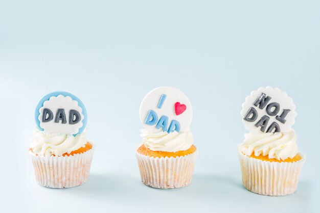 Happy Fathers Day met cupcakes